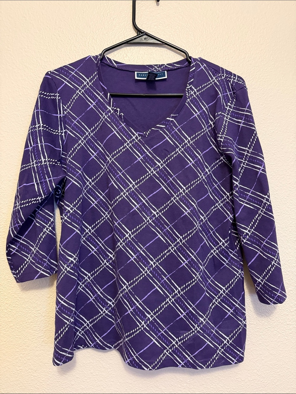 Karen Scott petites Purple Plaid V-Neck shirt blouse top